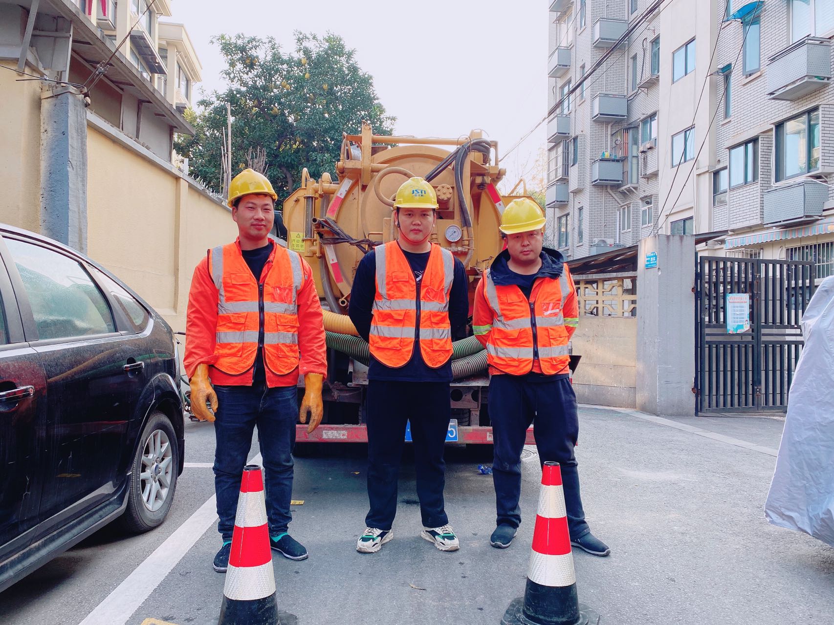 长江路南京某小区管道清淤检测施工